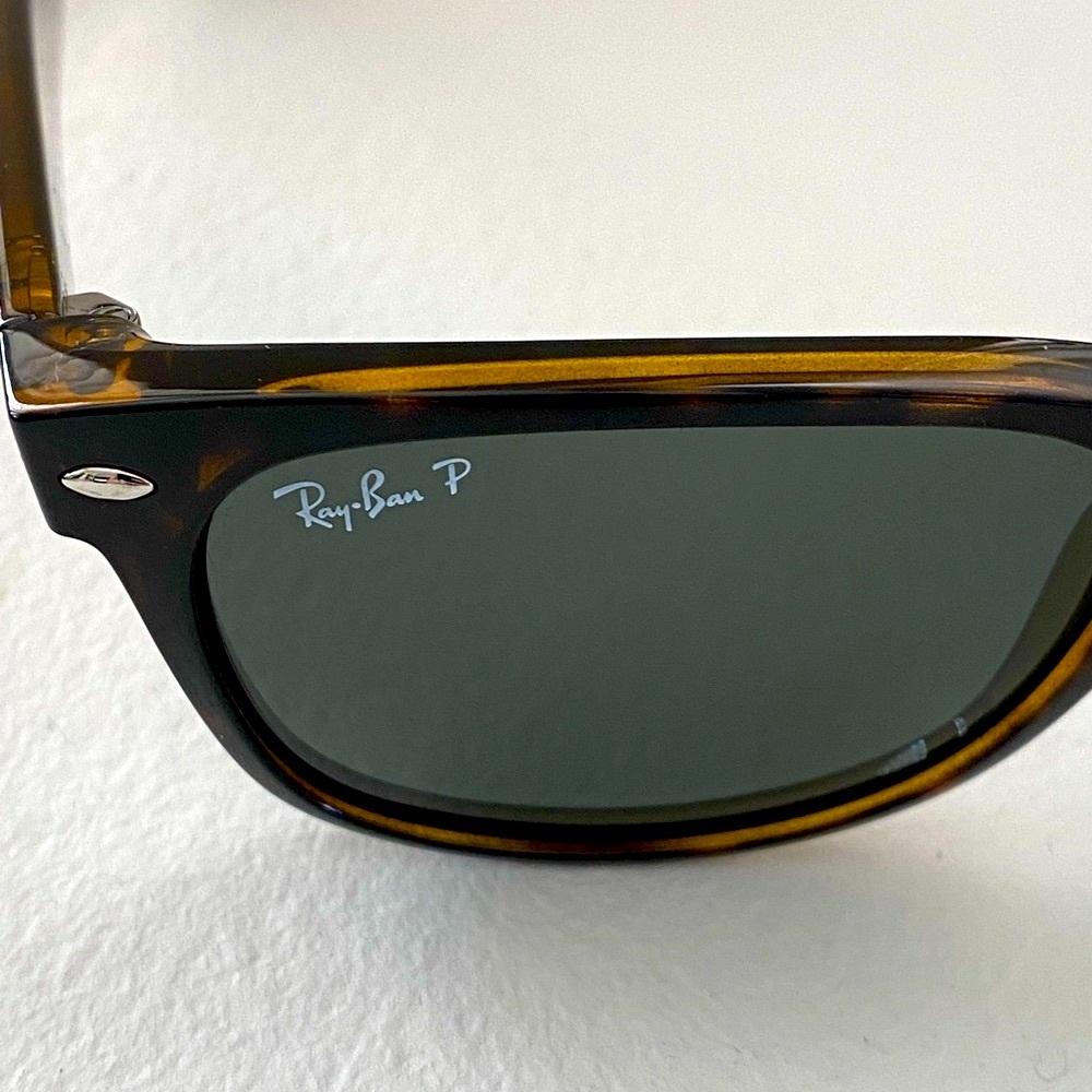 Ray Ban New Wayfarer Polarized Unisex Tortoise Authentic (Brand New) - Picture 9 of 11